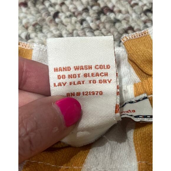 A. Calin by Flying Tomato Off the Shoulder Ruffles Orange White Blouse Size S - Picture 8 of 9